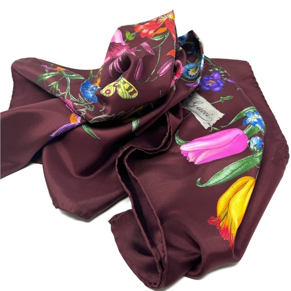 Gucci Burgundy Floral Square Silk Scarf – Vintage Print Rare - Picture 1 of 7